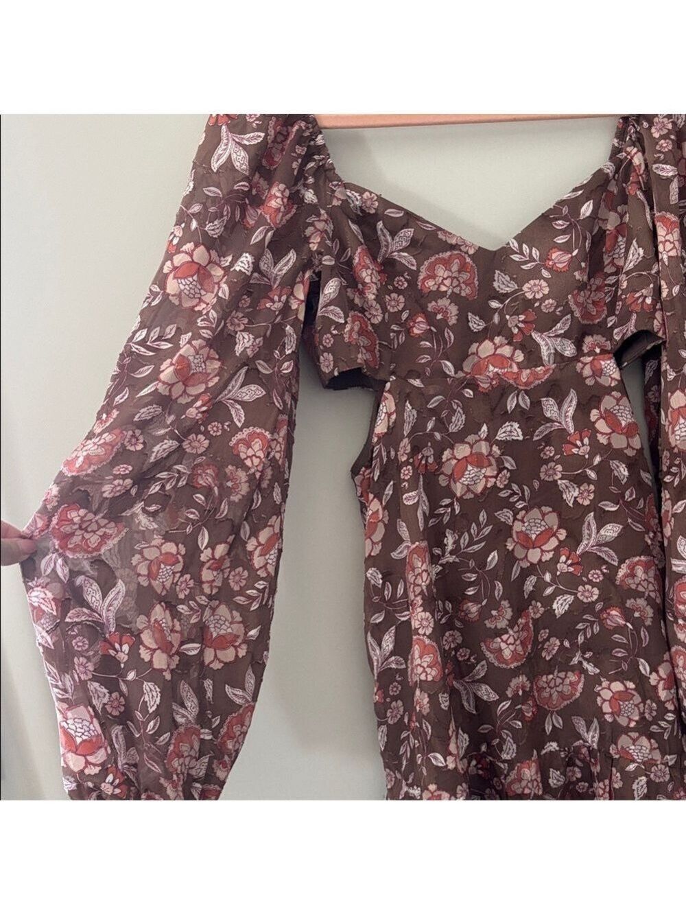 *Dynamite Brown Floral Cutout Puff Sleeve Ruffle Hem Mini Dress NWT Small 0573 - Picture 5 of 10